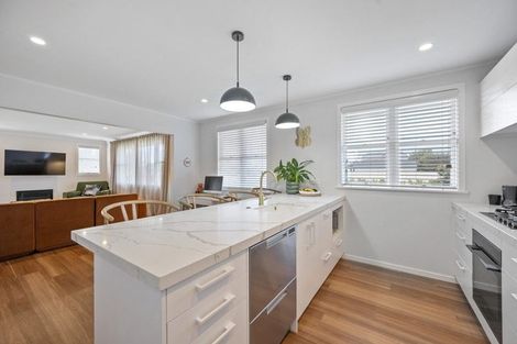 Photo of property in 6 Corbett Place, Onekawa, Napier, 4110