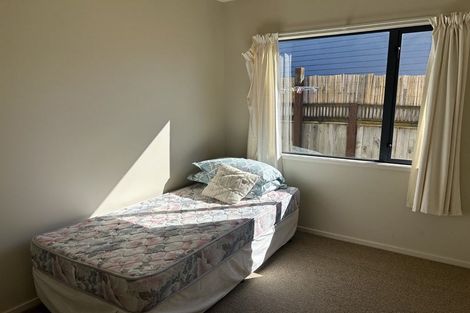 Photo of property in 1a Arataki Road, Havelock North, 4130