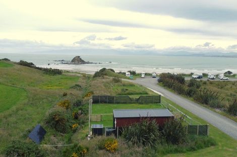 Photo of property in 19 Monkey Island Road, Orepuki, Riverton, 9881