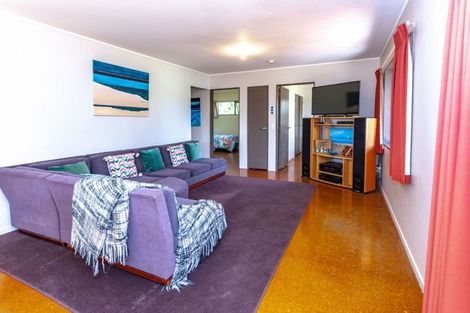 Photo of property in 103 Avalon Place, Whangamata, 3620