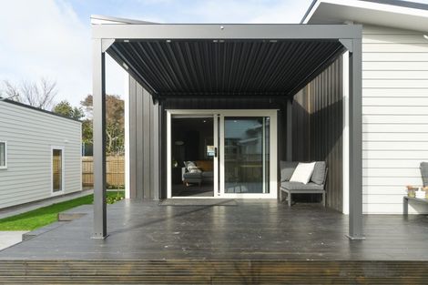 Photo of property in 8a Cuba Street, Takaro, Palmerston North, 4412