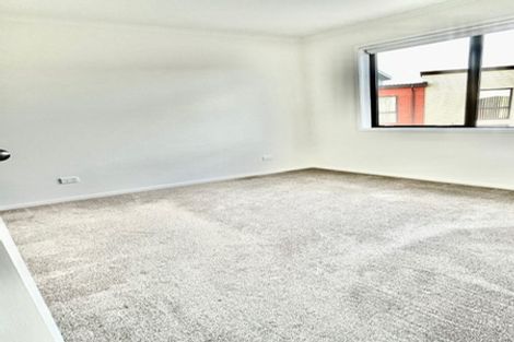 Photo of property in 12 Fermi Lane, Papakura, 2110