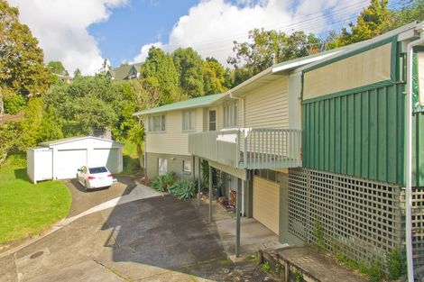 Photo of property in 16 Cypress Place, Sunnynook, Auckland, 0620