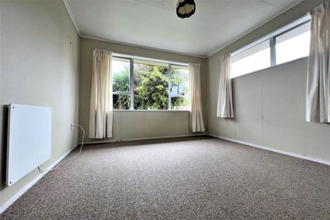 Photo of property in 19 Burgoyne Street, Woodville, 4920