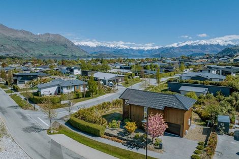 Photo of property in 9 Kirimoko Crescent, Wanaka, 9305