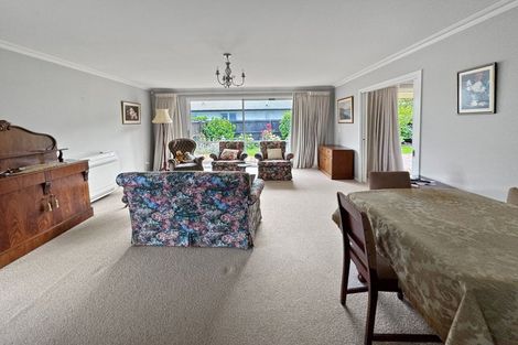 Photo of property in 1/10 Searells Road, Strowan, Christchurch, 8052