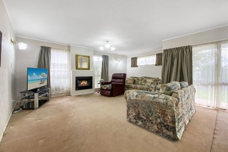 Photo of property in 8a Beauchamp Street, Karori, Wellington, 6012
