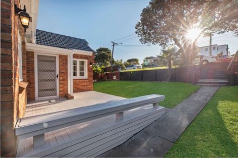 Photo of property in 1/62 Hillcrest Road, Papatoetoe, Auckland, 2025