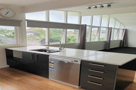 Photo of property in 86 Lancaster Road, Beach Haven, Auckland, 0626