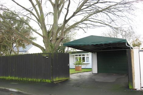 Photo of property in 141 Holly Road, St Albans, Christchurch, 8014