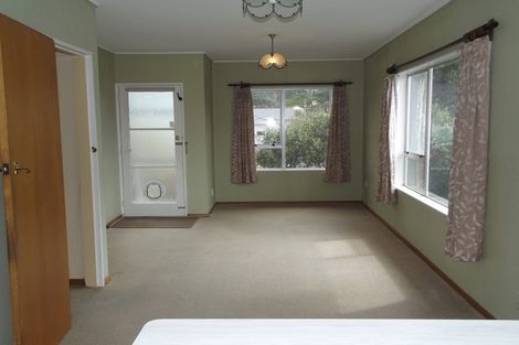 Photo of property in 218u8 Onepu Road, Lyall Bay, Wellington, 6022