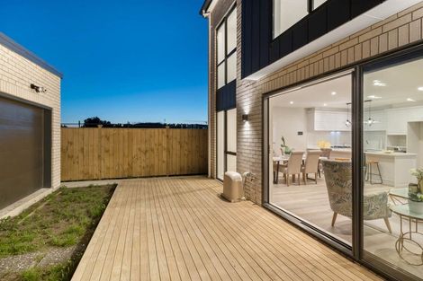 Photo of property in 18 Skua Road, Hobsonville, Auckland, 0616