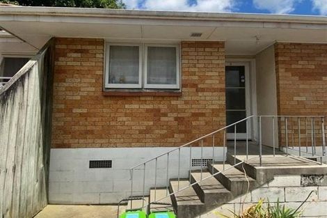 Photo of property in 2/82 Huia Road, Papatoetoe, Auckland, 2025
