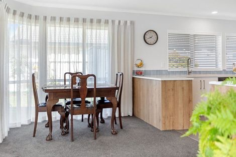 Photo of property in 2/492 Otumoetai Road, Otumoetai, Tauranga, 3110