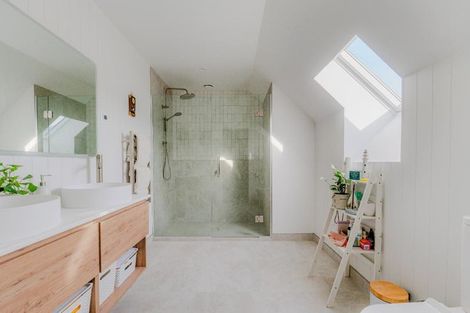 Photo of property in 43 Barn Road, Jacks Point, 9371