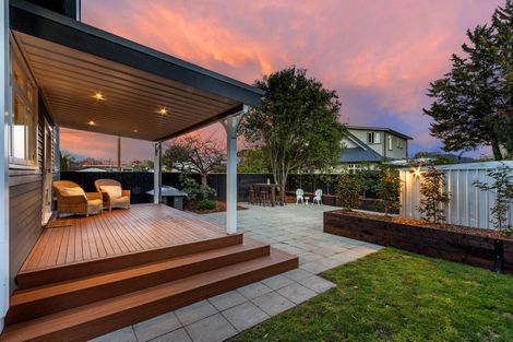 Photo of property in 18 Winton Street, St Albans, Christchurch, 8014