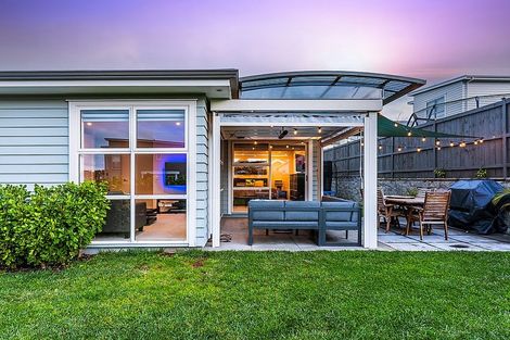 Photo of property in 14 Tyler Davies Drive, Red Beach, 0932