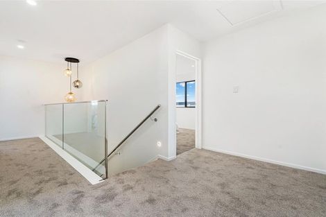 Photo of property in 9 Woven Place, Karaka, Papakura, 2113