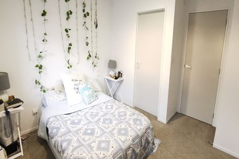 Photo of property in 2b Harakeke Road, Hobsonville, Auckland, 0618