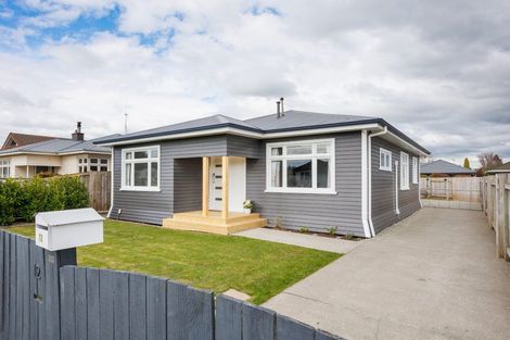 Photo of property in 12 Rata Street, Roslyn, Palmerston North, 4414