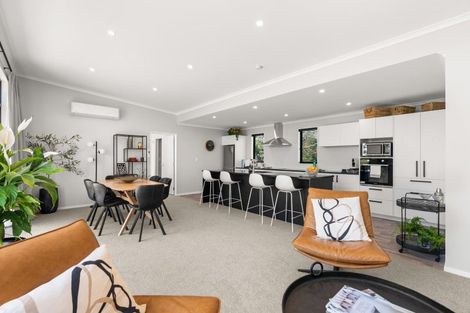 Photo of property in 27 Ferry Road, Martinborough, 5711