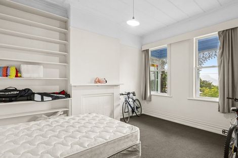 Photo of property in 44 Heriot Row, Dunedin Central, Dunedin, 9016