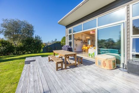 Photo of property in 13 Abbot Avenue, Waipawa, 4210