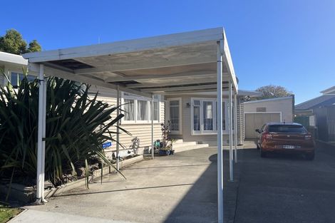 Photo of property in 8 Lancaster Street, Highbury, Palmerston North, 4412