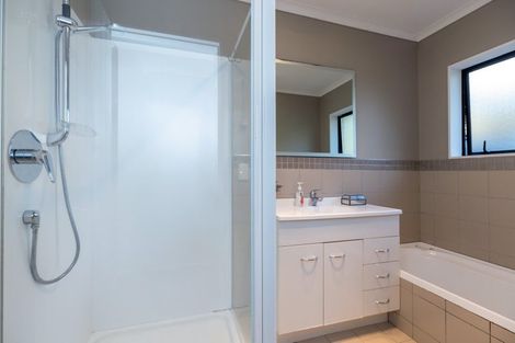 Photo of property in 1a Stella Court, Paraparaumu, 5032