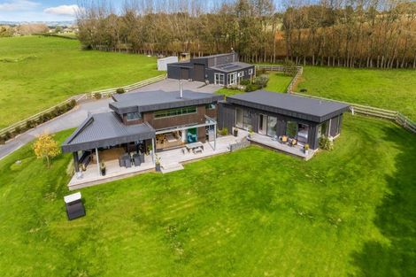 Photo of property in 10 Meadowbrook Place, Buckland, Pukekohe, 2677