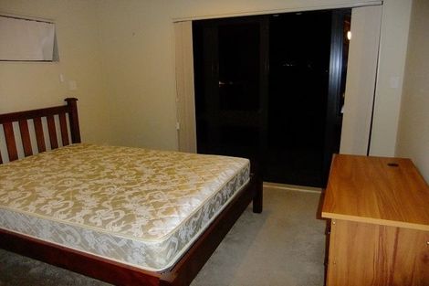 Photo of property in 18 Merlot Way, Te Atatu South, Auckland, 0610