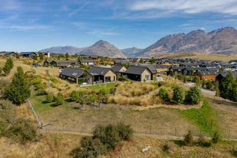 Photo of property in 3 Chimney Lane, Jacks Point, Queenstown, 9371