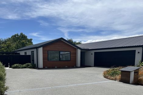 Photo of property in 17 Prospect Place, Halswell, Christchurch, 8025