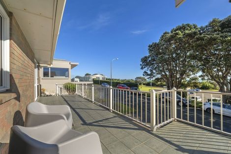 Photo of property in 2 Hobson Street, New Plymouth, 4312