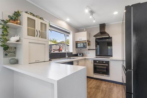 Photo of property in 9 Vining Crescent, Stoke, Nelson, 7011