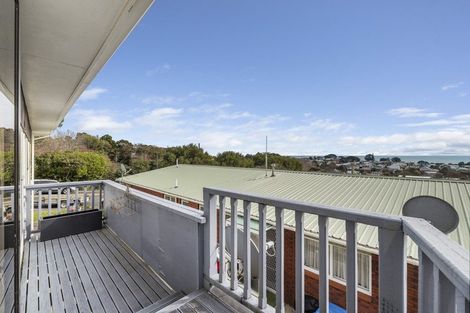 Photo of property in 75 Belt Road, New Plymouth, 4310