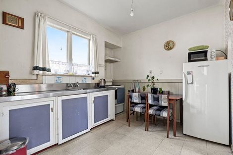 Photo of property in 15 Bond Street, Waltham, Christchurch, 8023