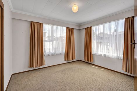 Photo of property in 2/56 Young Street, New Plymouth, 4310