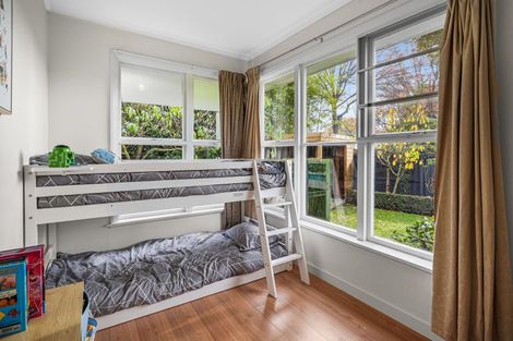 Photo of property in 5 Guildford Street, Burnside, Christchurch, 8053