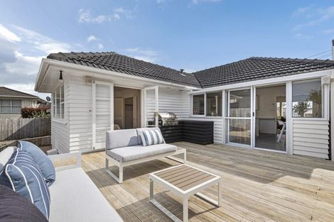 Photo of property in 22 Sydney Street, Hauraki, Auckland, 0622