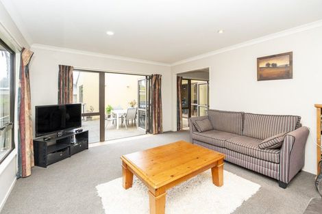 Photo of property in 16 Grasmere Court, Huntington, Hamilton, 3210