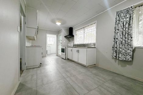 Photo of property in 13 Spinella Drive, Bayview, Auckland, 0629