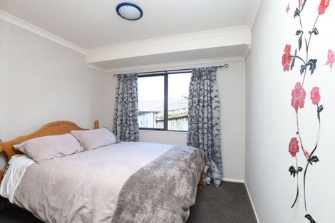 Photo of property in 9 Hollinger Place, Nawton, Hamilton, 3200