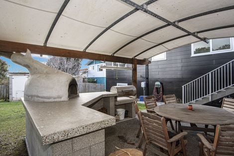 Photo of property in 14 Seaview Road, Ruakaka, 0116