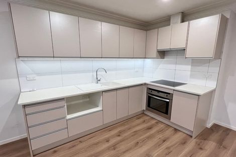 Photo of property in 4/34 Campbell Road, Onehunga, Auckland, 1061