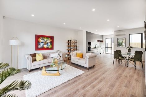 Photo of property in 73 Papatupu Way, Kumeu, 0810