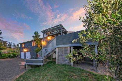 Photo of property in 280a Rimmer Road, Helensville, 0875