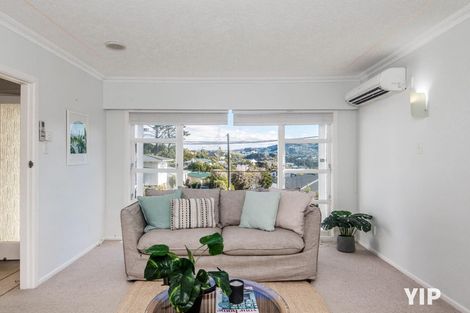 Photo of property in 23 Omega Street, Newlands, Wellington, 6037