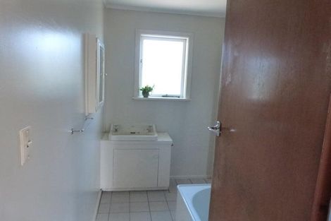 Photo of property in 2 Hinau Road, Mangere Bridge, Auckland, 2022