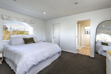 Photo of property in 19 Innisfree Place, Northwood, Christchurch, 8051